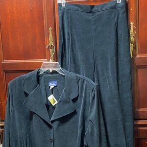 VS Sport Women’s Elegant Black Pants Suit Set size 26